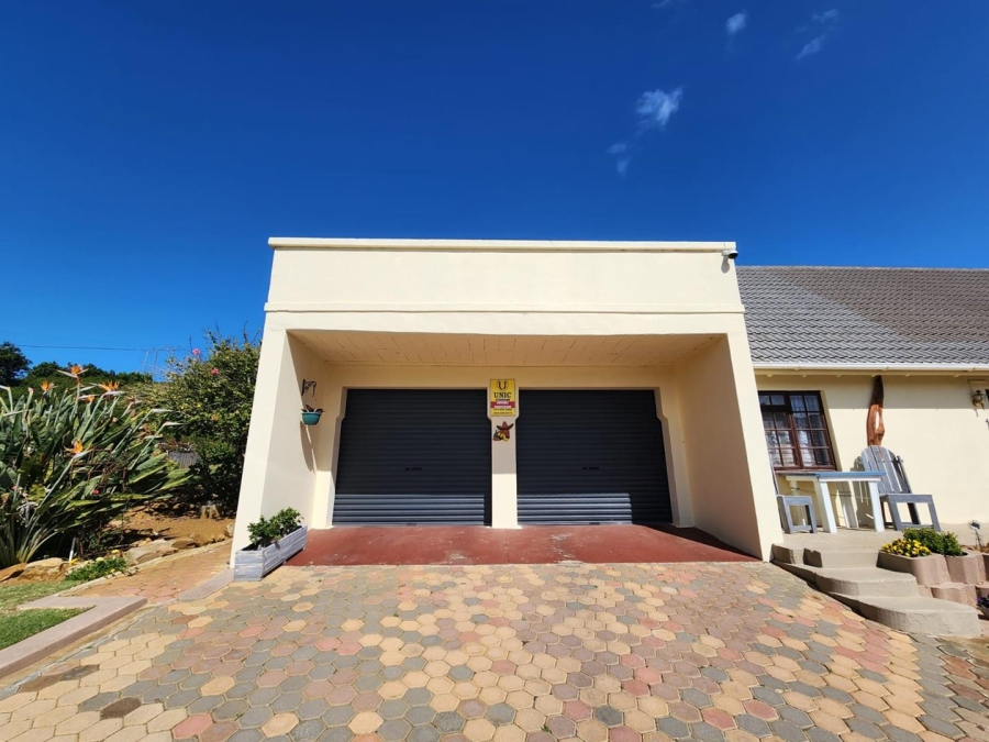 3 Bedroom Property for Sale in Vakansieplaas Western Cape